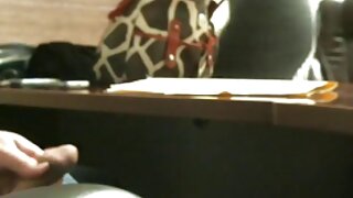 سینگ brunette نوعمر  ...
